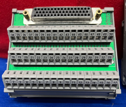 1 LOT HOEVEELHEID VAN 3 - WAGO 50-PIN DIN-RAIL MONTAGE AANSLUITBLOK