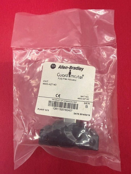 Allen Bradley 440G-A27143 Ser. B  Guard Master Fully Flex Actuator Switch