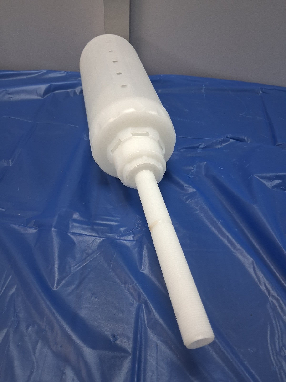 TRIPLE S 44246 FOAMCLEAN COUNTER MOUNT DISPENSING SYSTEM NEW