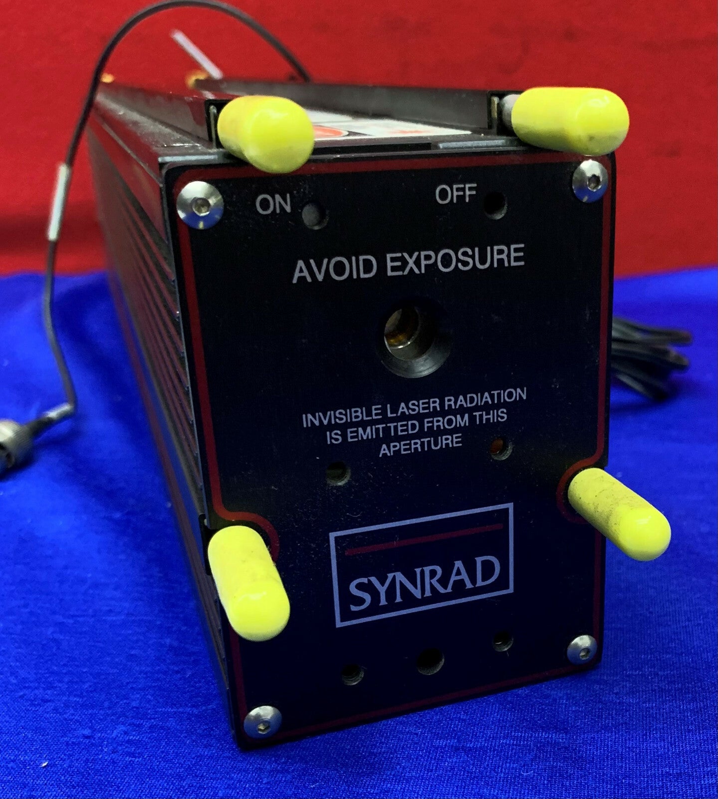 Synrad H 48-1-28W 4670 レーザー 30VAC 部品または修理