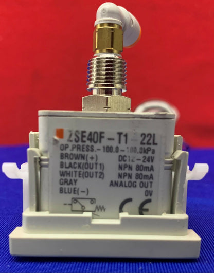 Menge von 2 SMC ZSE40-TI-22L Digitalanzeige Druckschalter OP.Press,10.0~101