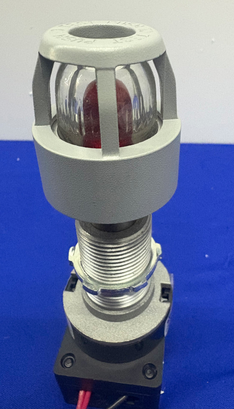 Allen Bradley 800H-QPTH2M SER D LED PILOT LIGHT HAZ LOC PUSH BUTTON & 800TC-N374