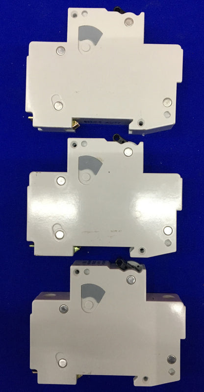 Sursum V-EA51 G10A サーキットブレーカー、数量 3 使用