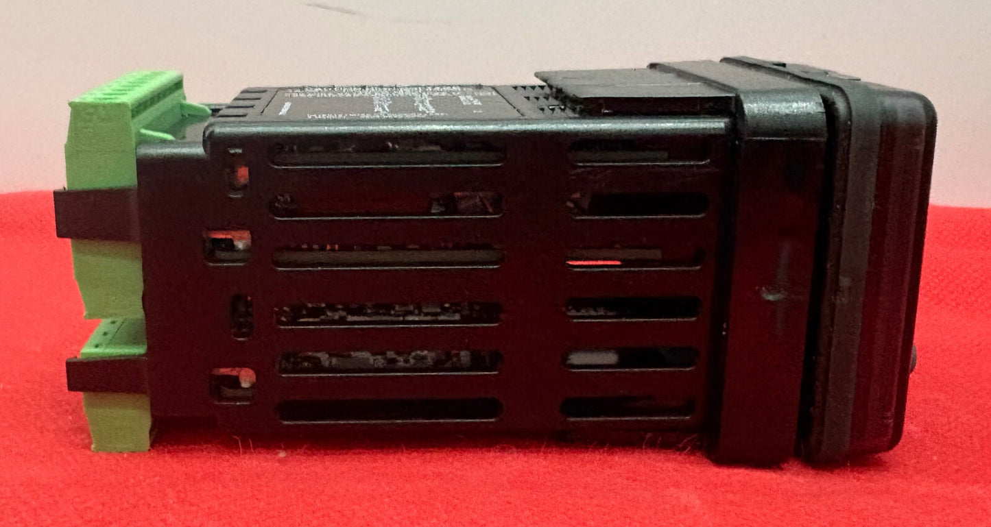 WATLOW EZ-ZONE® PM6C3CC-1LCJAAA CONTROLLER ITEM: 1390-4948