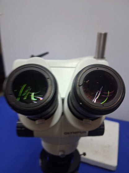 OLYMPUS SZX7 8-56 X SZX-TB1 TILTING ERGONOMIC BINOCULAR MICROSCOPE DF PL 0.75X-4
