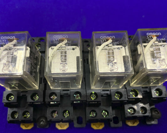 QTY 4 - LY1 RELAYS 110-120 VAC WITH 19X9HP BASES