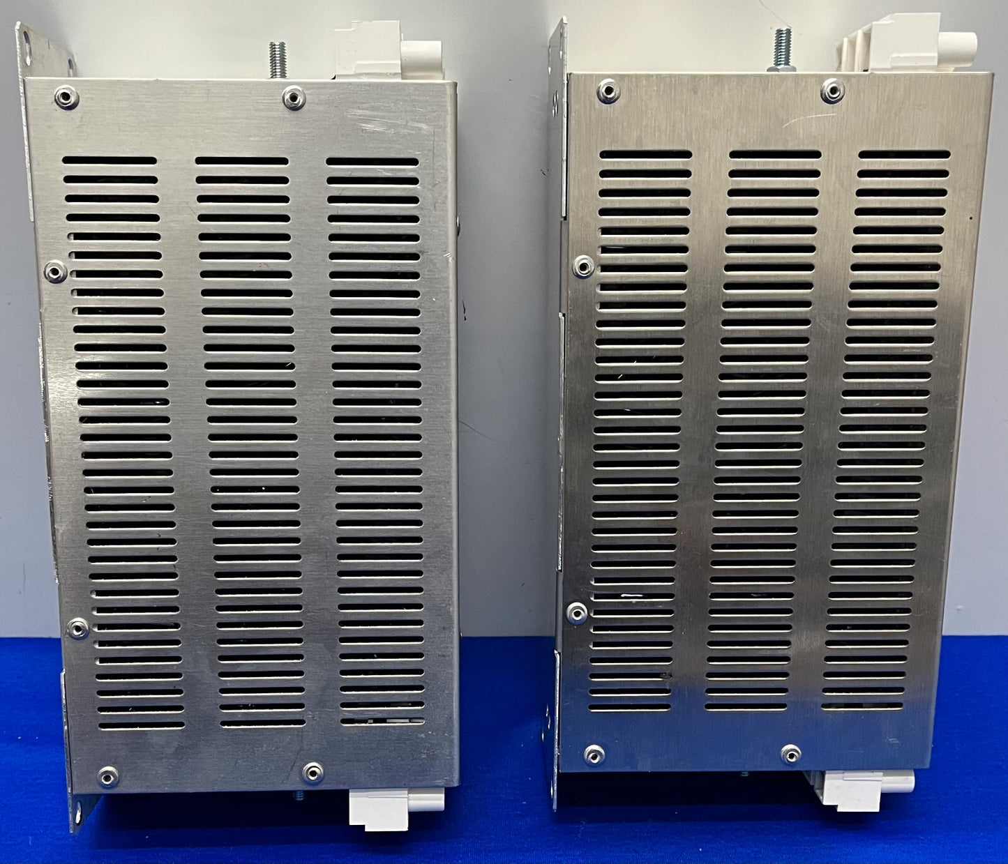 Allen Bradley AB 2198 KINETIX 5700 ENC LIJNFILTER 2198-DBR20-F SER A - HOEVEELHEID 2