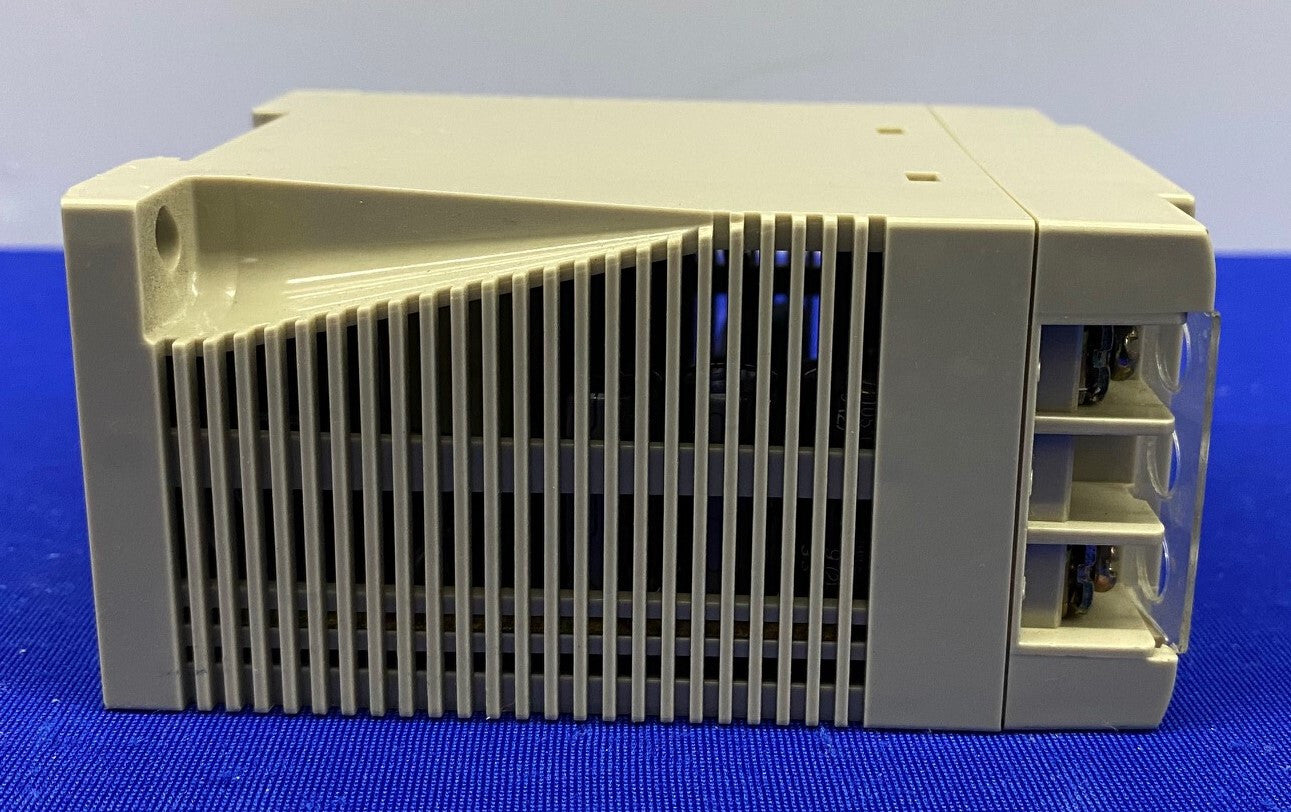FUENTE DE ALIMENTACIÓN OMRON S82K-01505 / S82K01505
