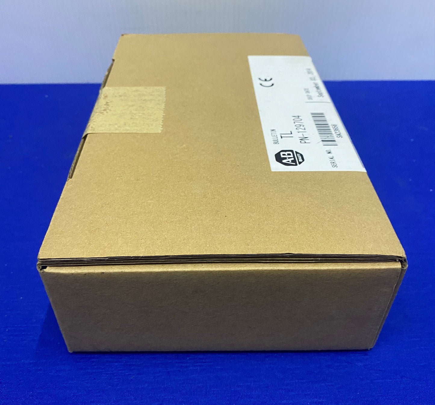 Allen Bradley A-B TL PN-129704 / TLY-A130P-BJ64AA SER B SERVO MOTOR BRAKE -NEW