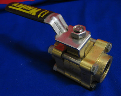 WHITEY 3 PIECE 60 SERIES BRASS BALL VALVE B-65TF16