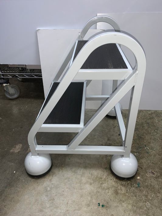 ULINE H-968 ROLLING STEP LADDER CUP SHOES GRIP THE FLOOR FOR STABILITY