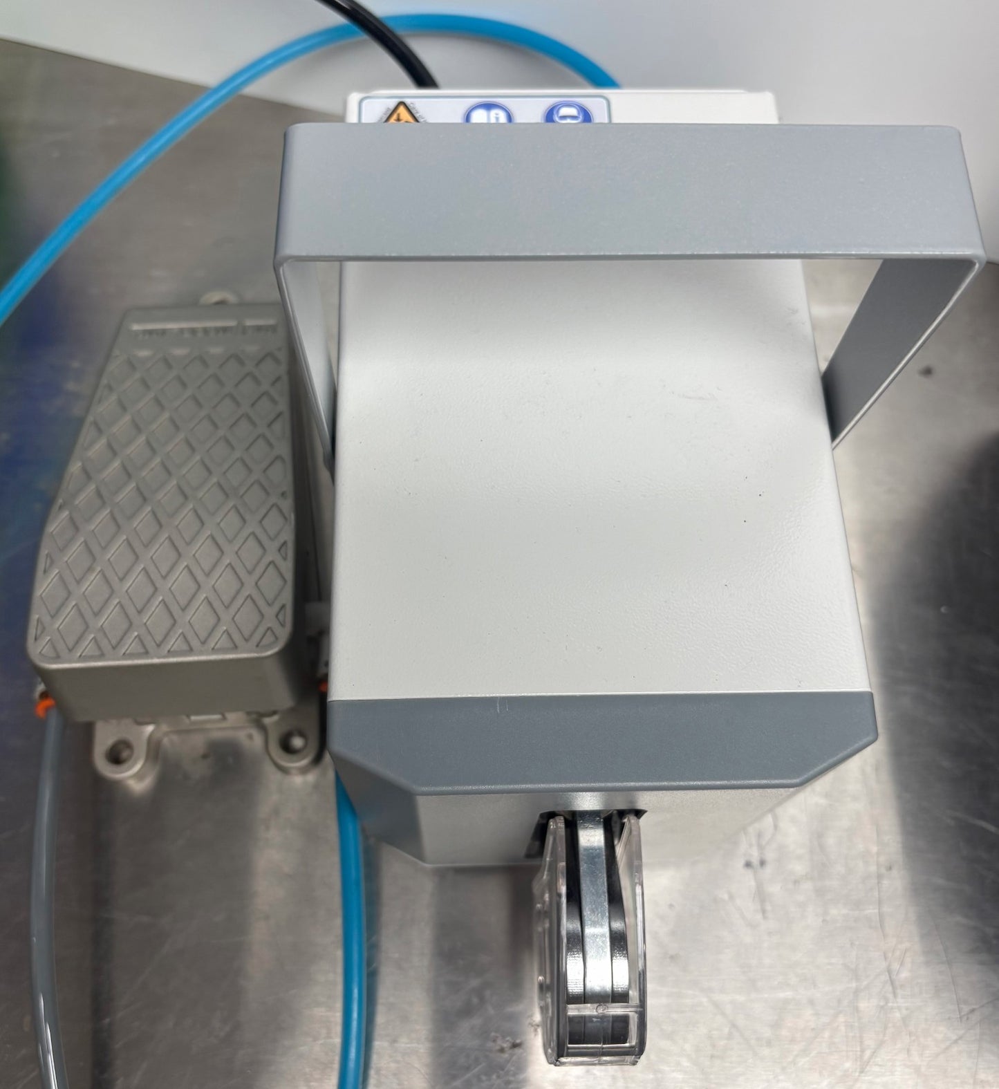 FERRULES DIRECT FD66K PNEUMATIC CRIMPING PRESS w/SMC FOOT PEDAL VM2