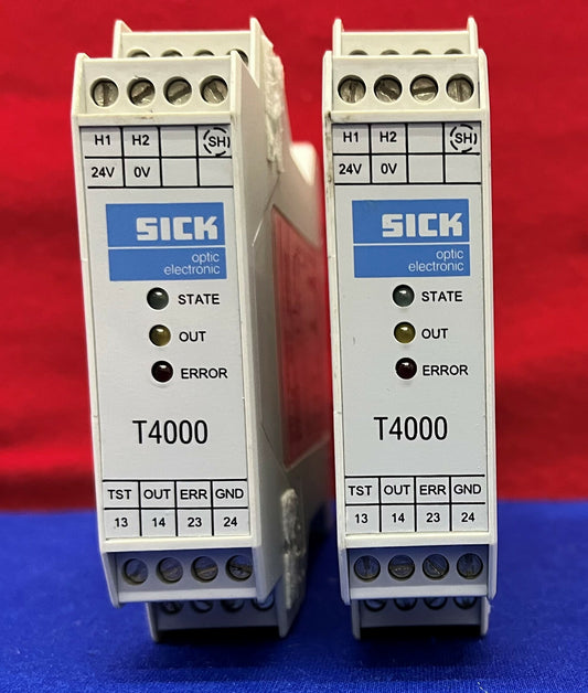 1 lotto QTY DI 2 - Sick Optic Electronic T4000-1RBA01 Modulo di controllo Interruttore di sicurezza