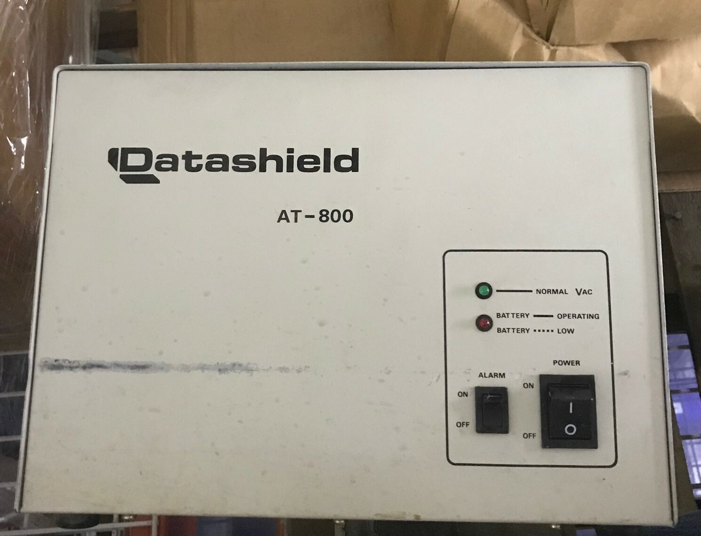 PTI INDUSTRIES、AT-800、DATASHIELD UNINTERRAPTIBE 電源