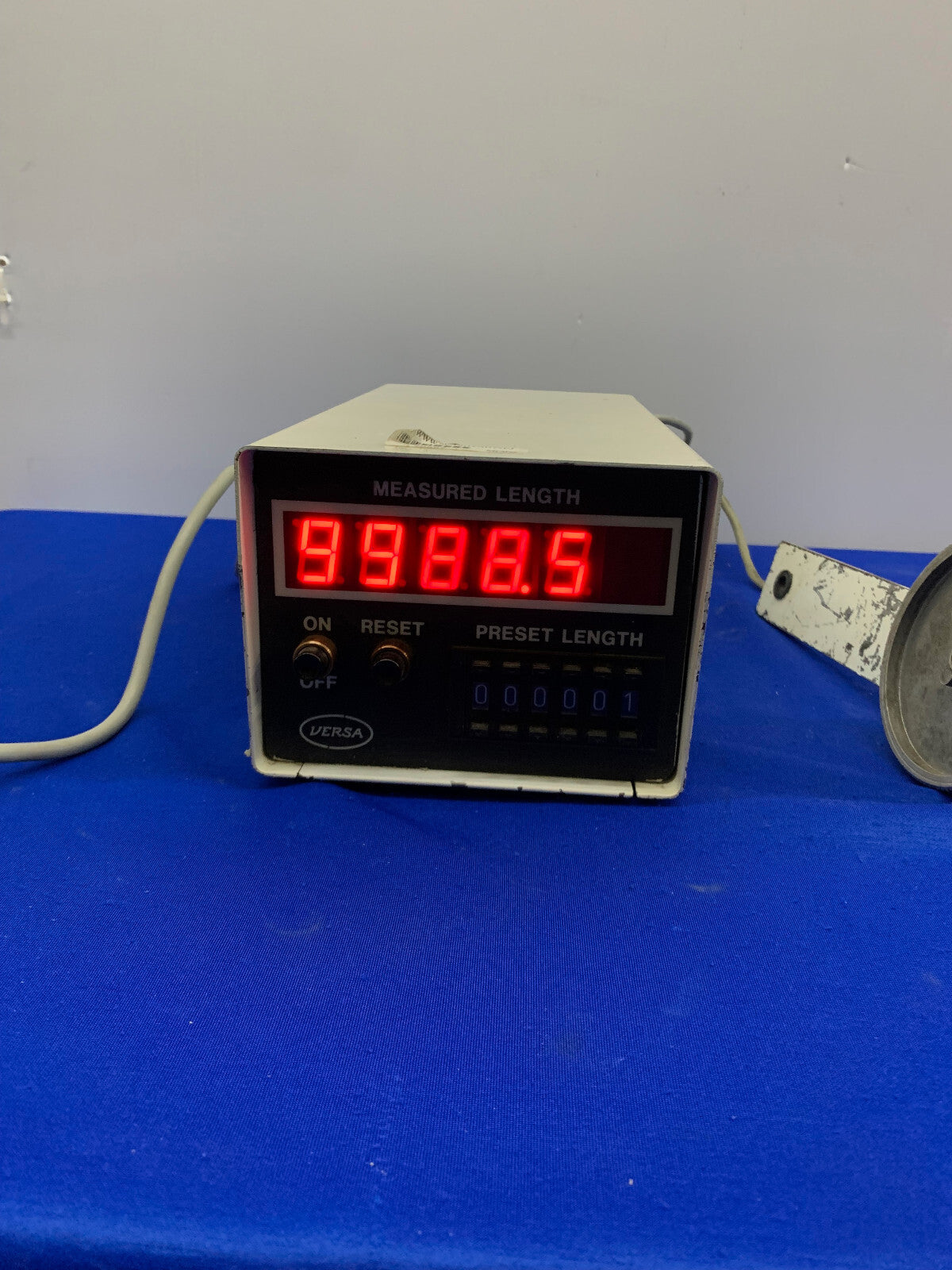 VERSA, D-2581-1, LINEAIR MEETAPPARAAT, MET QUBE 32X0600100004 ROTOPULSER