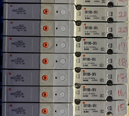 SMC SS5V1-1010983-03-1 STATION VENTIL VERTEILERBLOCK MONTAGE MENGE 14 SV1100-5FU 