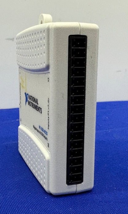 PIÈCES/RÉPARATION DE PÉRIPHÉRIQUE D'E/S NUMÉRIQUE NATIONAL INSTRUMENTS NI USB-6525 P/N 193283C-01L 