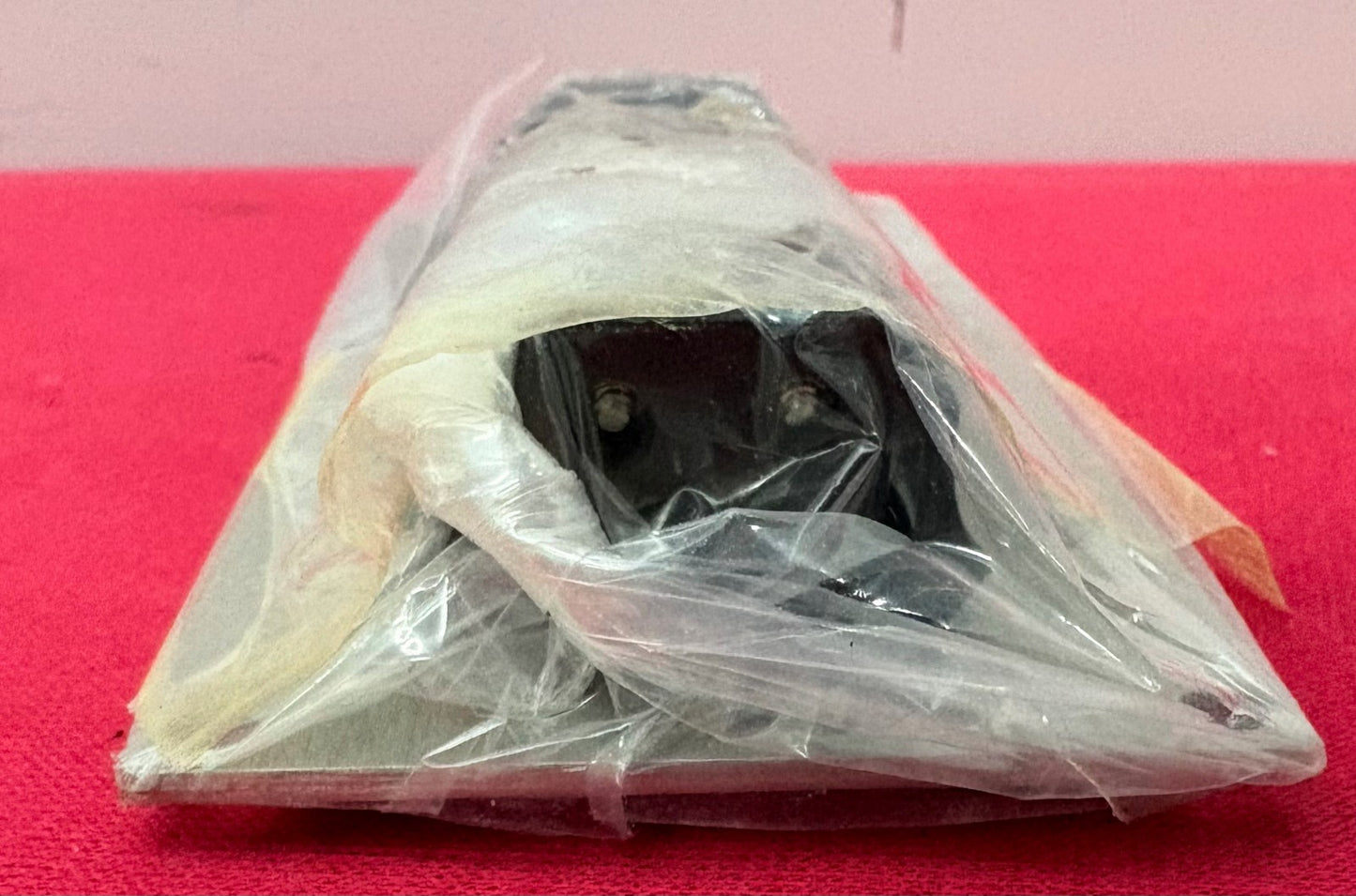 OMEGA TYPE J (IRON-CONSTANTAN) 6 TERMINAL BLOCK THERMOCOUPLE CONNECTOR CERAMIC