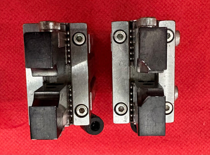 SMC MHZ2-16S2 PNEUMATIC GRIPPER SINGLE ACTION 16mm - 1 LOT QTY 2