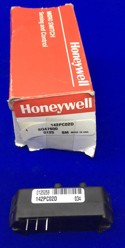 MICROINTERRUTTORE SENSORE DI PRESSIONE HONEYWELL 142PC02D / SQA7600