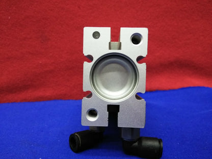 SMC MHZ2-25D1 / MHZ2 25D1 SLITTA 3A1-6V PRESS. 0,1~0,7 MPA 