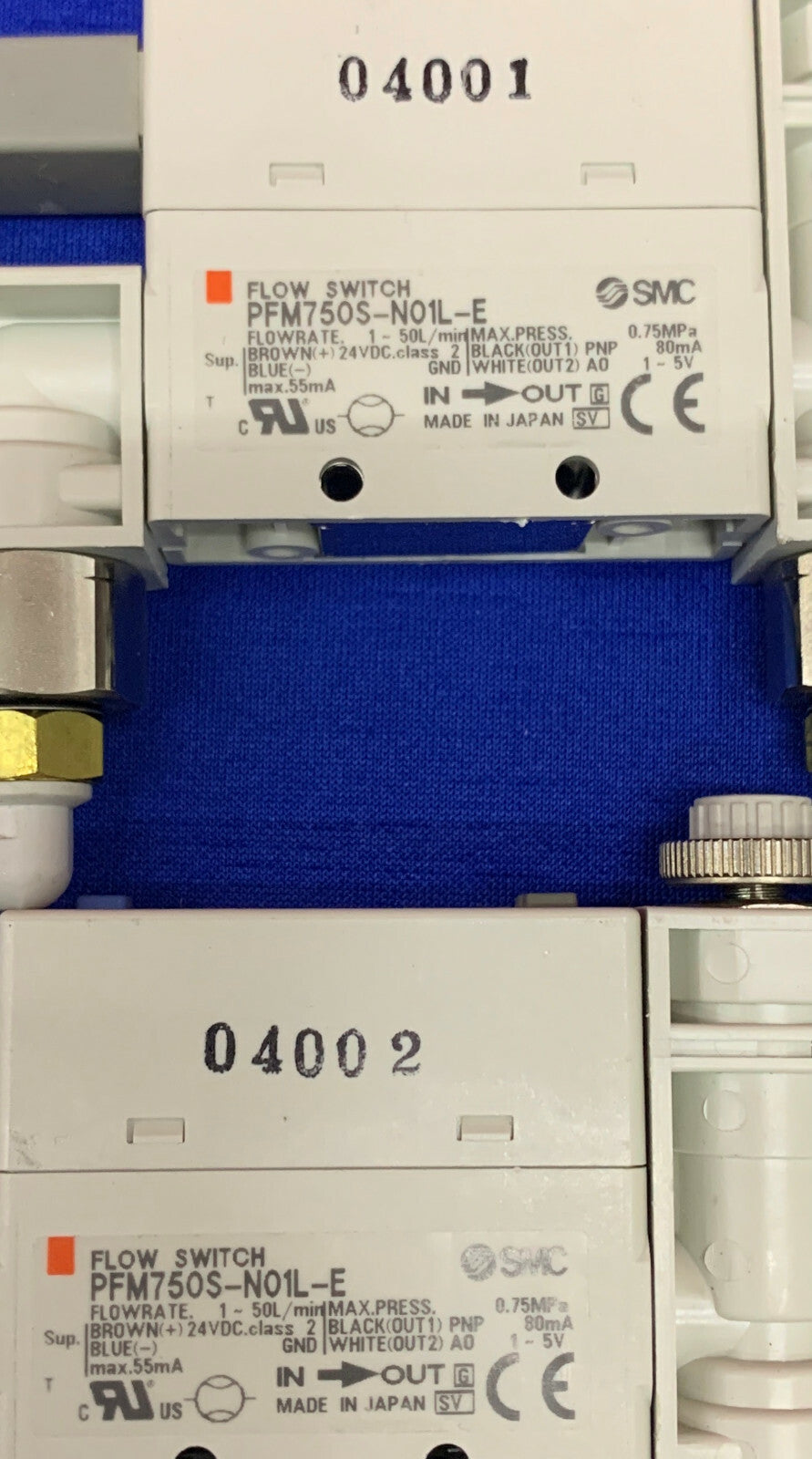 1 lot de 2 - Débitmètre numérique SMC PFM750S-N01L-E, débit 1-50 L