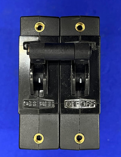 DISYUNTOR POTTER &amp; BRUMFIELD W92-X112-10 AMPERAJE 10 277 V CA 50/60 HZ 