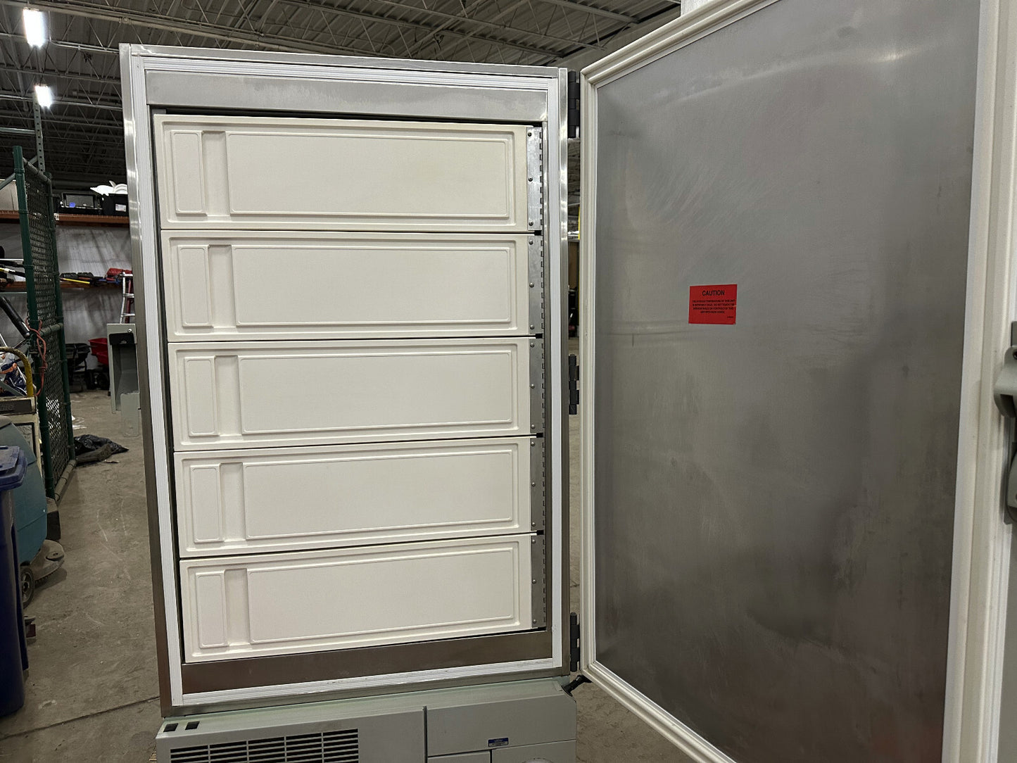 THERMO ELECTRON CORPORATION / REVCO ULT2583-9SI-D37 GEFRIERSCHRANK. 208/230 V 60 HZ
