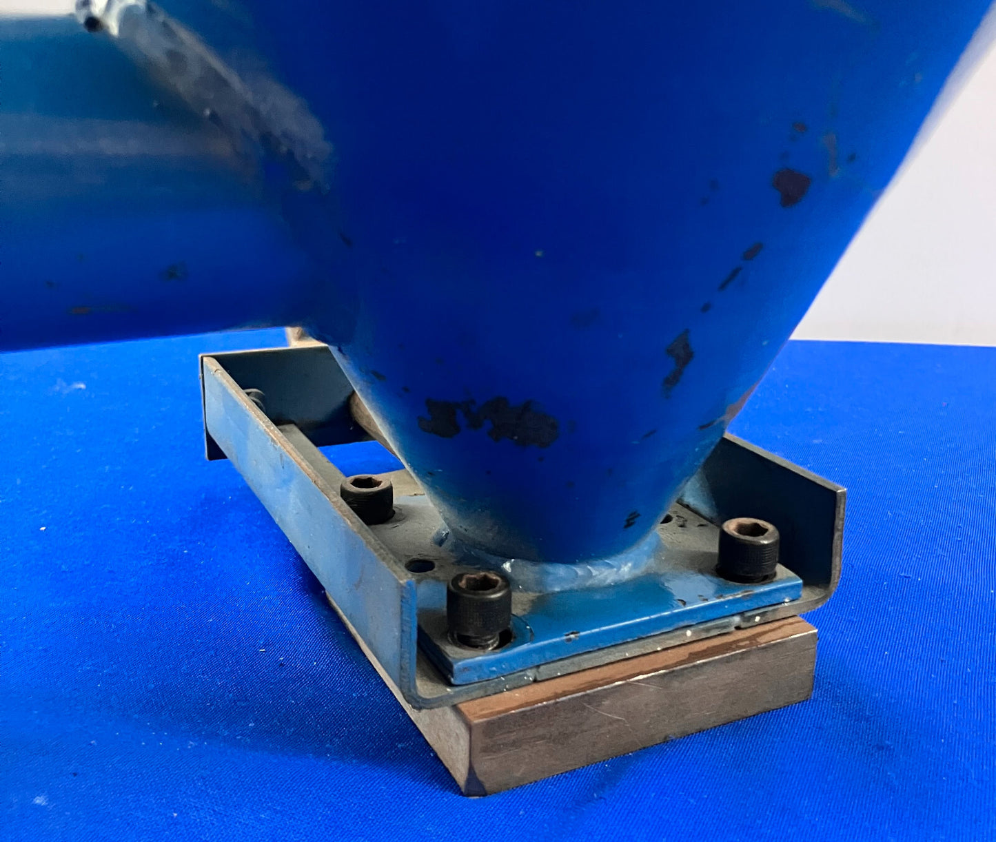 NOVATEC™ INC MD-TRÉMIE CAPACITÉ 15 #, ROUILLÉE SN 3-5901-0037
