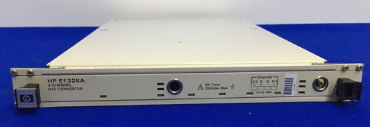 HP E1328A 4-KANAALS D/A-CONVERTER 75000-serie C