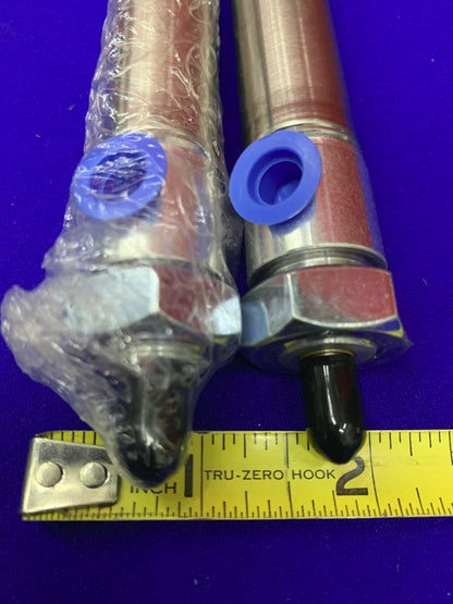 PARKER 00.75 DSRMB 8.000 / 00.75DSRM8.000 CILINDRO PNEUMATICO ALESAGGIO QTY 2 - 1 NUOVO/1 USATO