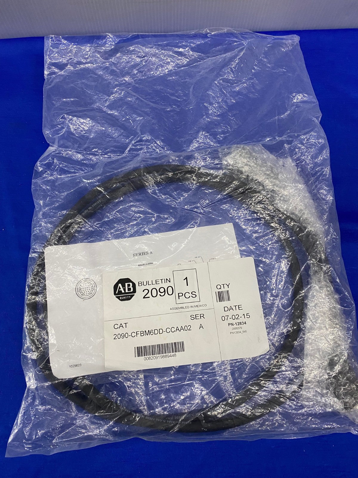 AB ALLEN BRADLEY BULLETIN 2090-CFBM6DD-CCAA02 SER A DATE 07/02/15 PN-12834 CABLE