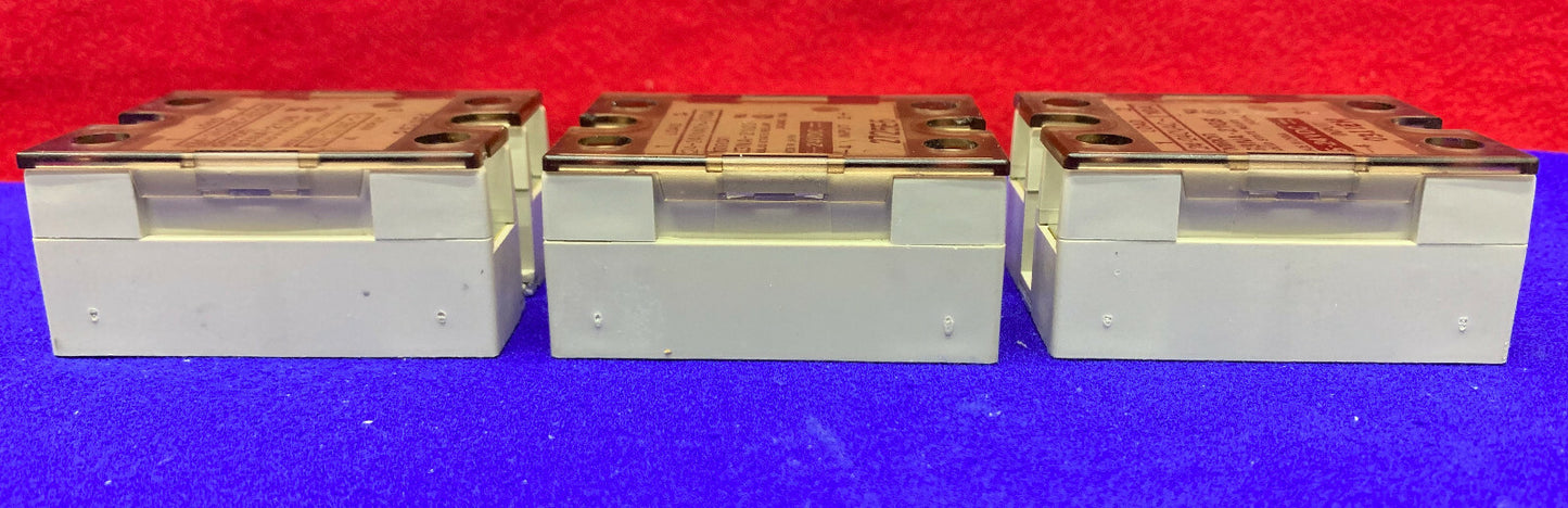 Menge 3 – OMRON G3NA-210B Halbleiterrelais