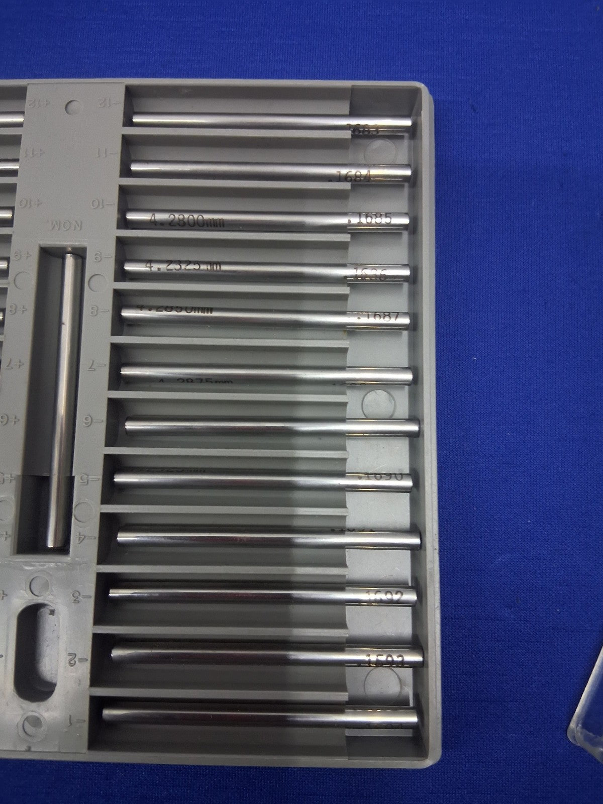DELTRONIC TENTH PLUG GAUGES, TP25 1695  0.1683-0.1707 PIN GAUGE SET 25 PIECE