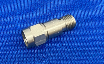 PASTERNACK PE7005-7, ATTENUATORE FISSO 7DB SMA MASCHIO, DIGIKEY# 3985-PE7005-7-ND 