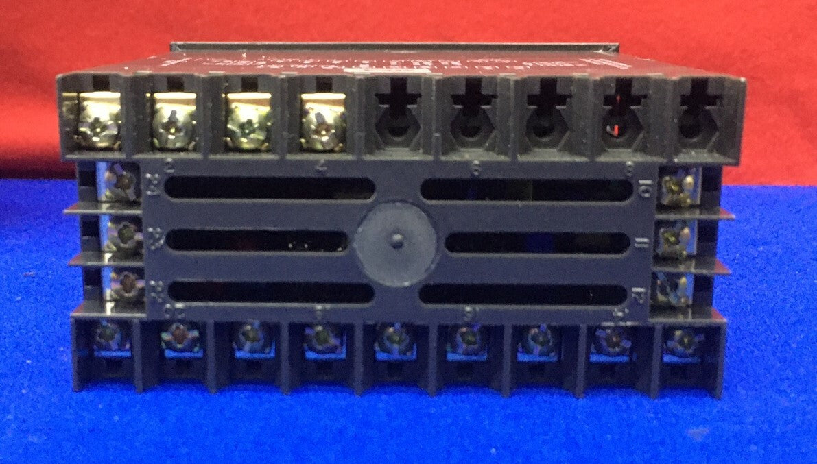 DYNAPAR S428411851 DC, RLY, TRANS PWS, CONTROLADOR ROJO 