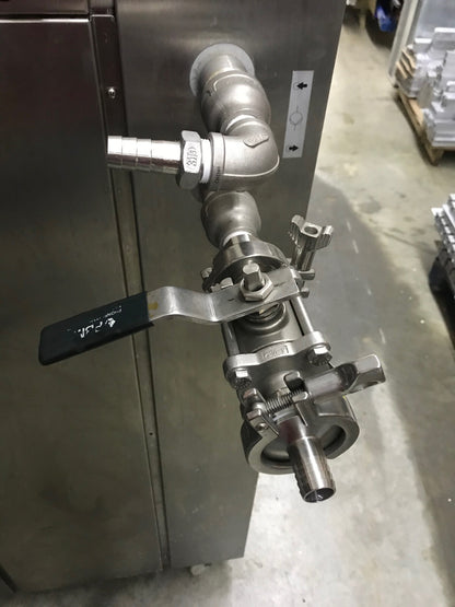 HUBER UNICHILLER CHILLER UC060T 400V 3-N 50HZ MAX 9 8 A ARTIKEL IS GEBRUIKT