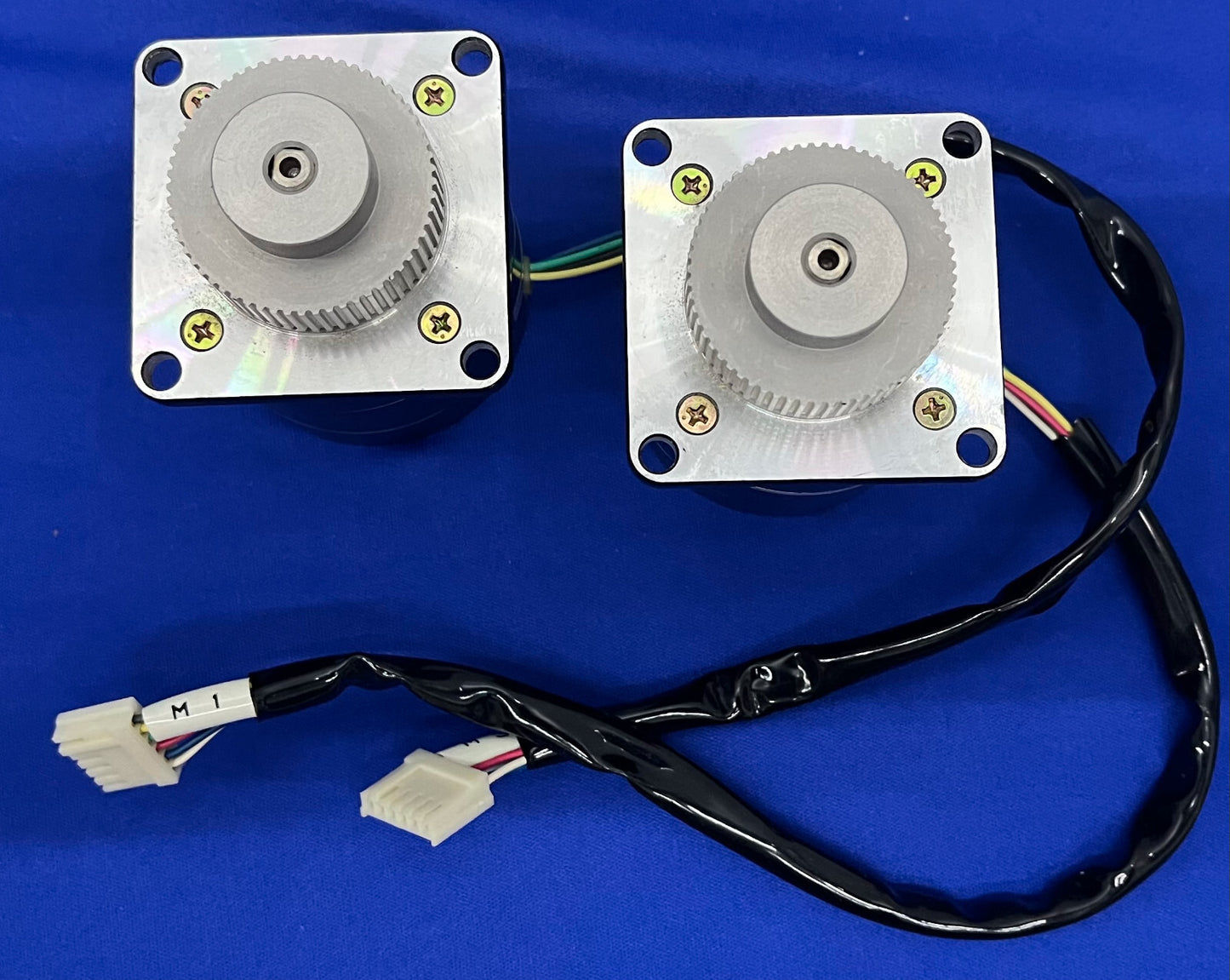 ORIENTAL VEXTA ® PH266-02 SCHRITTMOTOR 2 PHASE 1,8/SCHRITT - 1 LOT ANZAHL 2