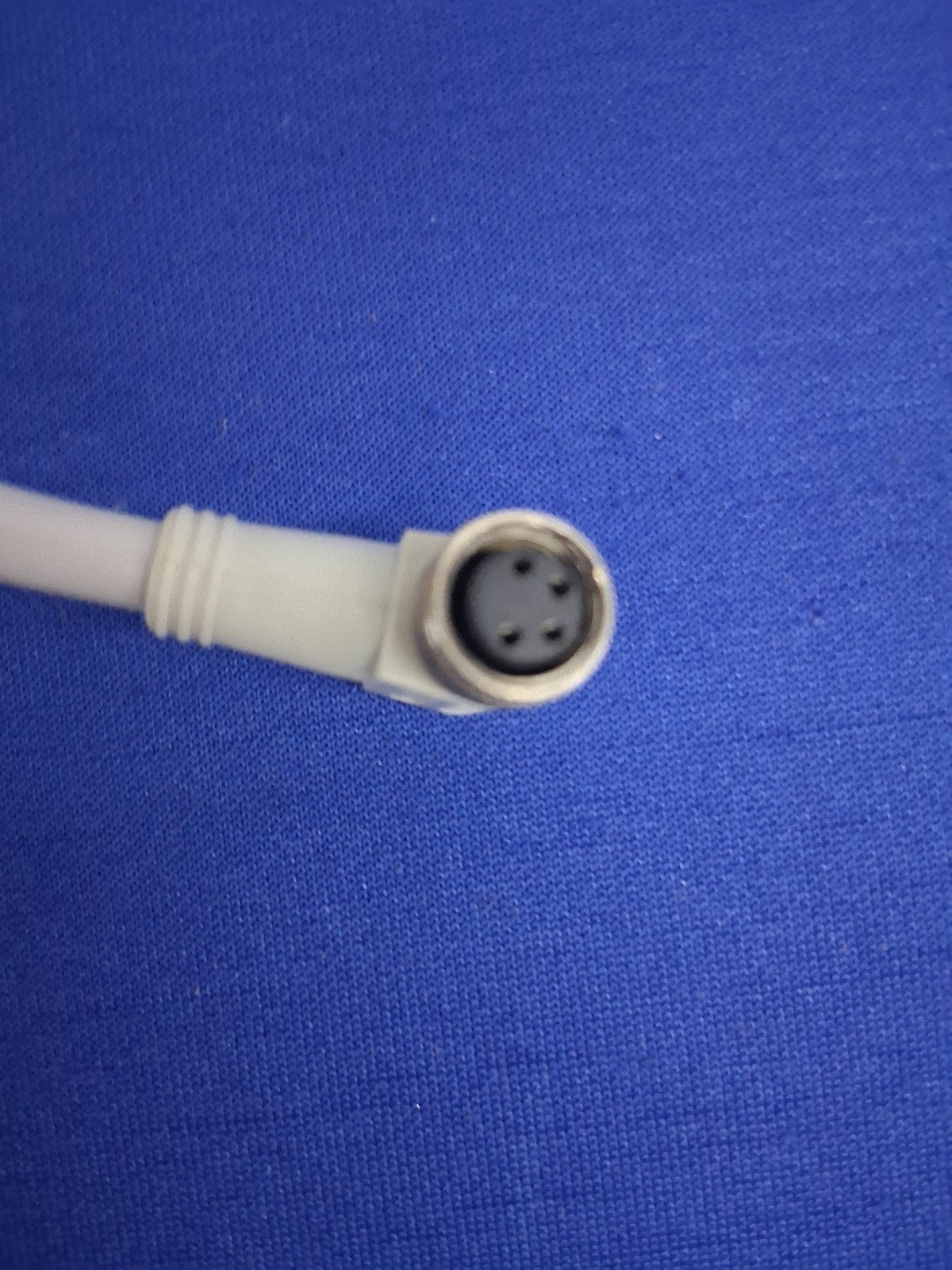 SMALLER MINI  90 DEGREE ELBOW,9' LENGTH  CEI 20-22 II 0.R ELECTRIC CABLE