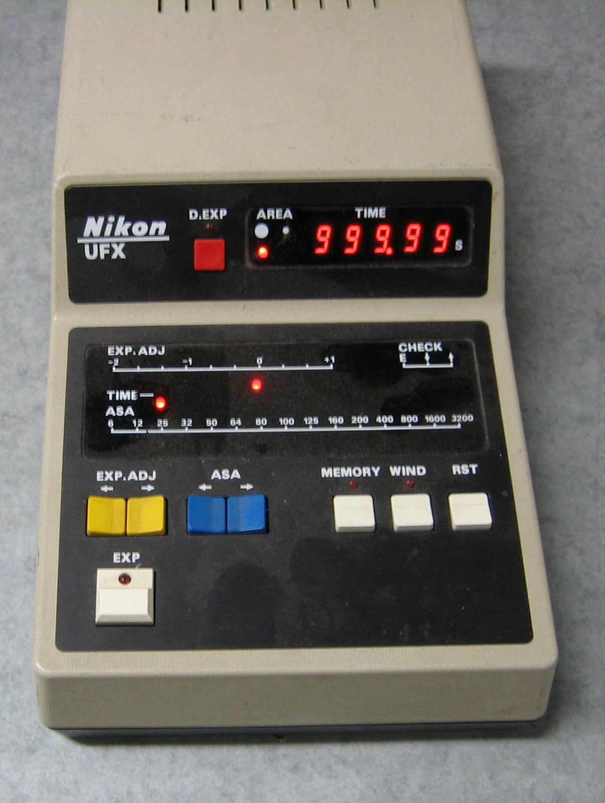 Controlador de fotografía NIKON modelo UFX