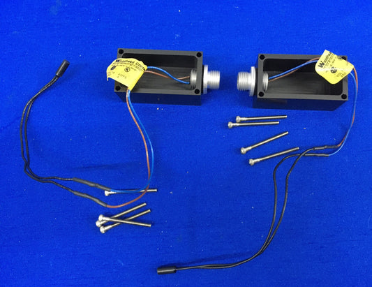 1 LOT MIT 2 KABELBAUGRUPPEN VON WOODHEAD/BRAD HARRLSON ® 7R2A06A19A120