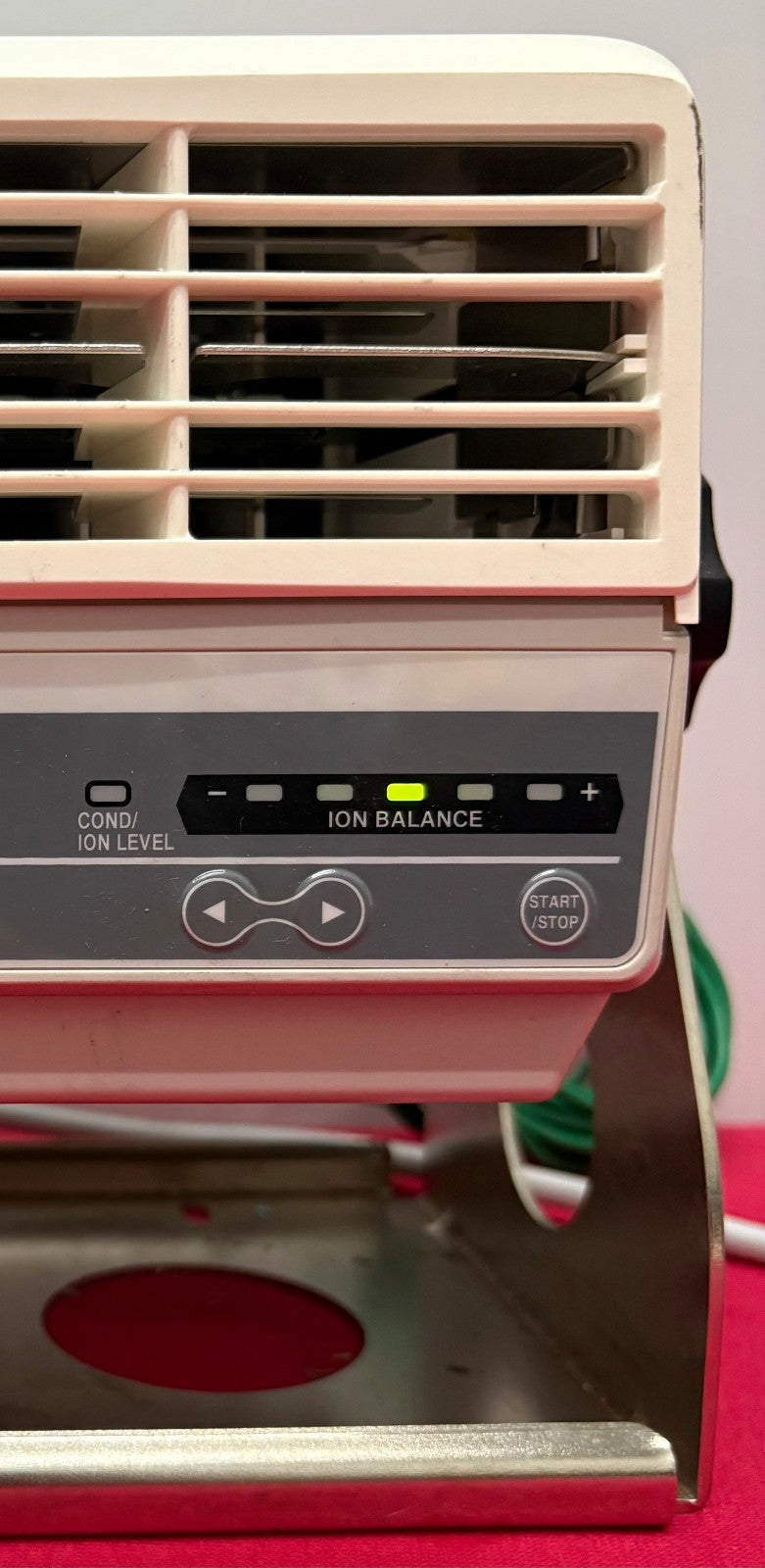 KEYENCE SJ-F5000 STATIC ELIMINATION BLOWER PULSE AC METHOD POWER: 100 to 240 VAC