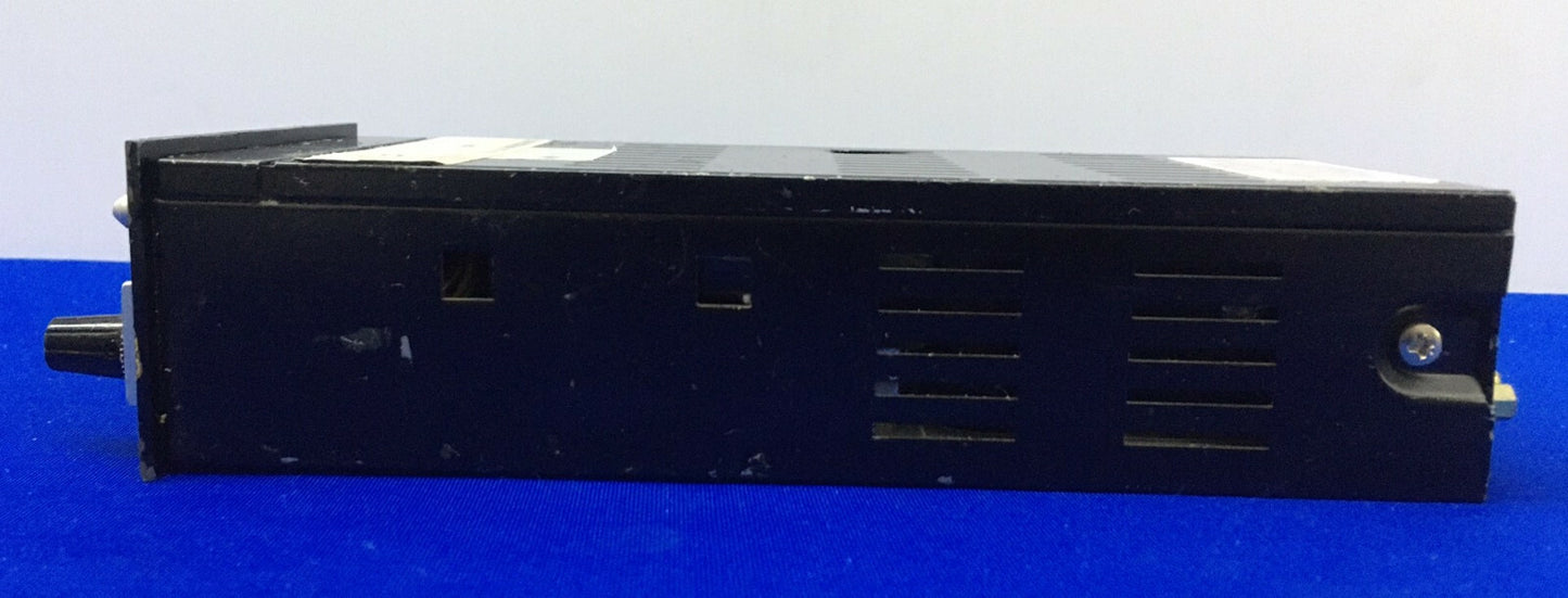 部品/修理用 BROOKS INSTRUMENT EMERSON 5896 ガス流量計