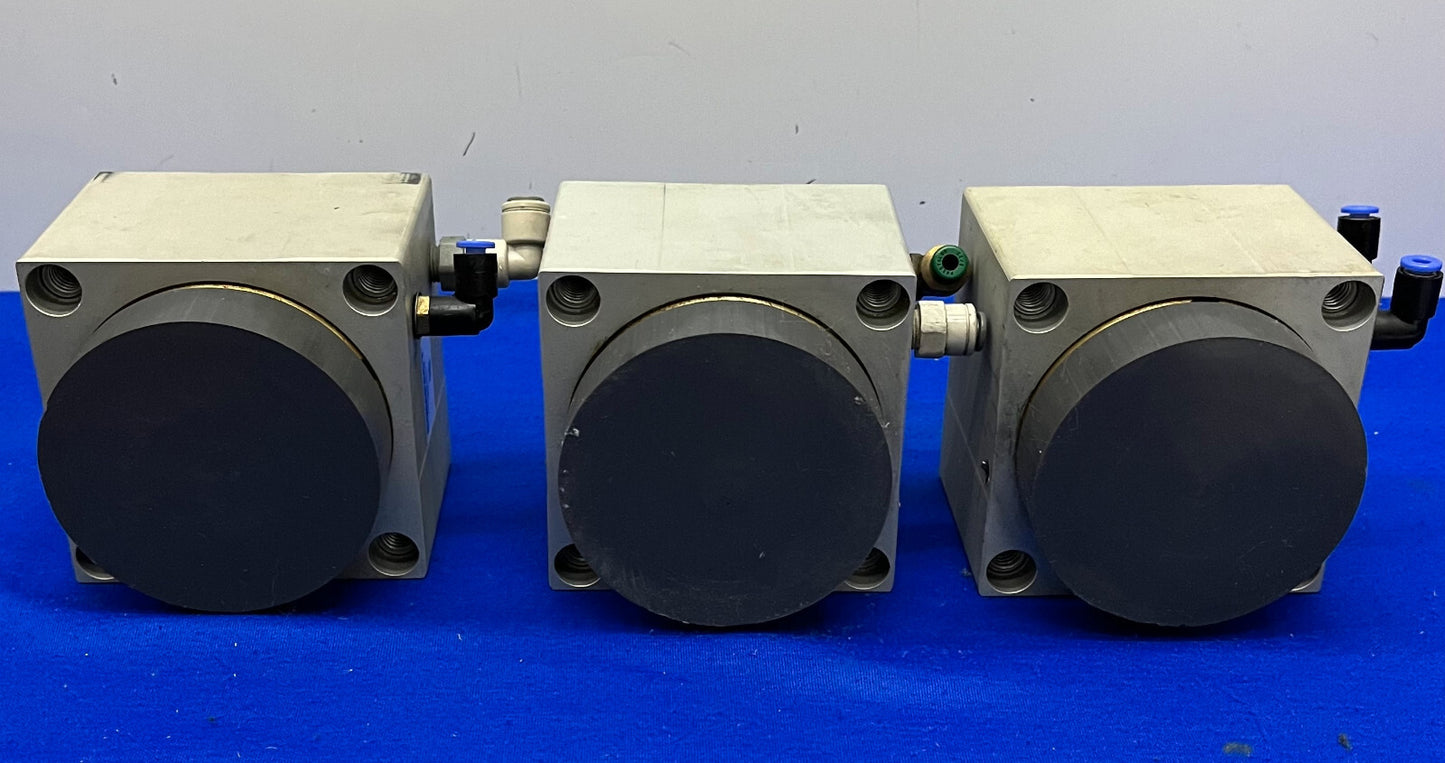 COMPACT INCH VIERKANTE CILINDER S3X1 BORING: 3 SLAGEN: 1 Lot van 3