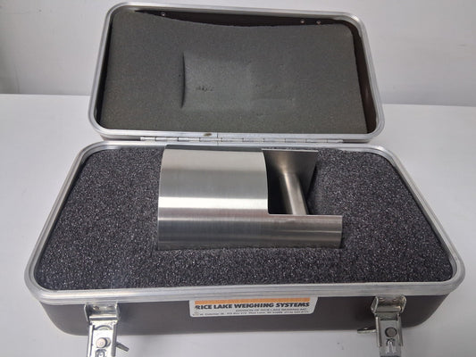 RICE LAKE WEIGHING SYSTEMS SN S46-016 10KG WEIGHT WITH CASE CLASS 3 7.84G/CM3