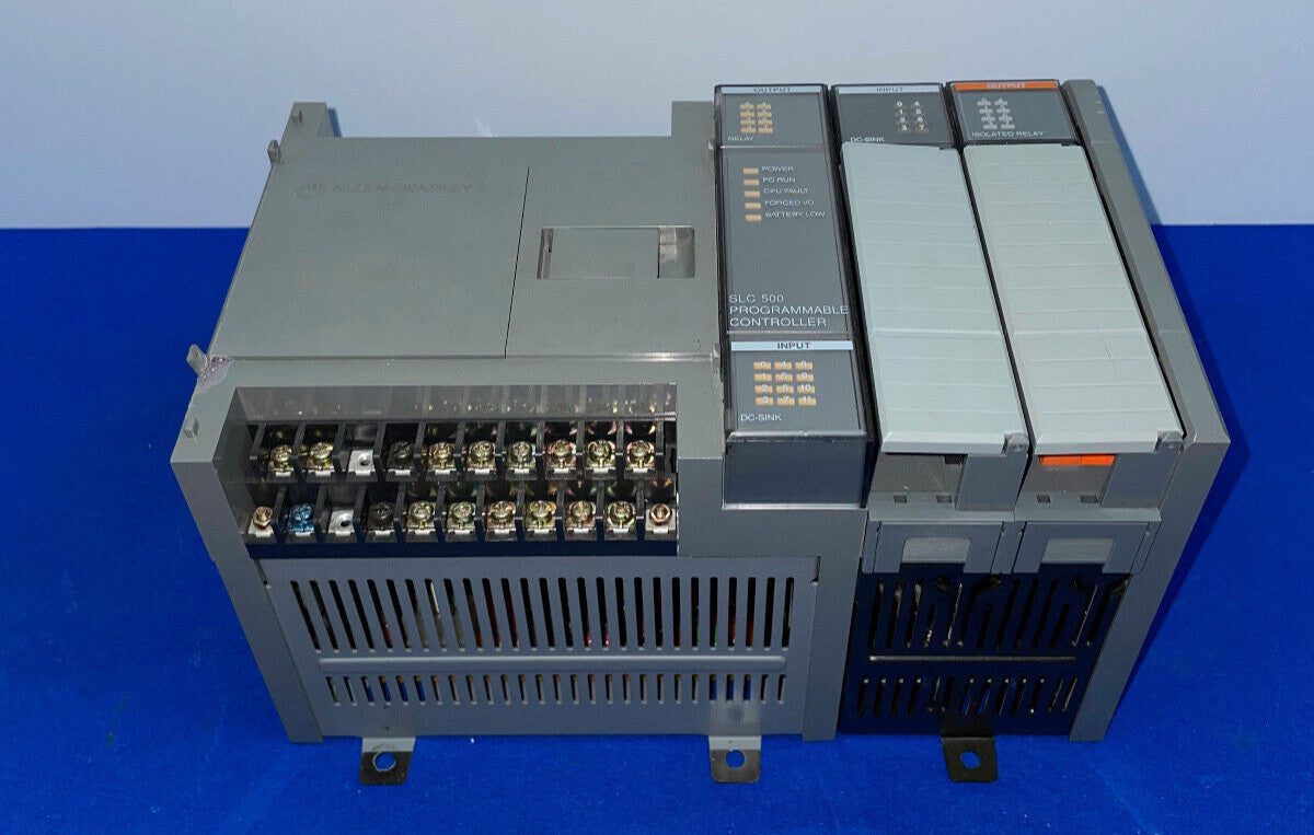 UNITÀ PROCESSORE ALLEN-BRADLEY SLC500 - PER PARTI/RIPARAZIONE