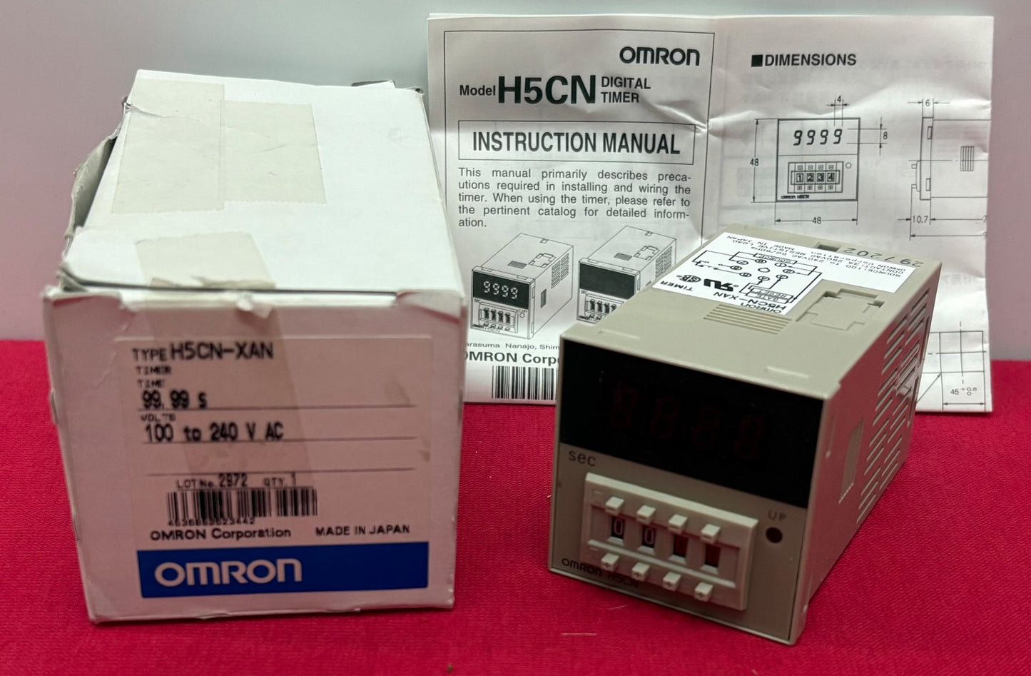 OMRON H5CN-XAN LED TIMER 100-240 VAC  LOT 2972. 297202  3A 250VAC