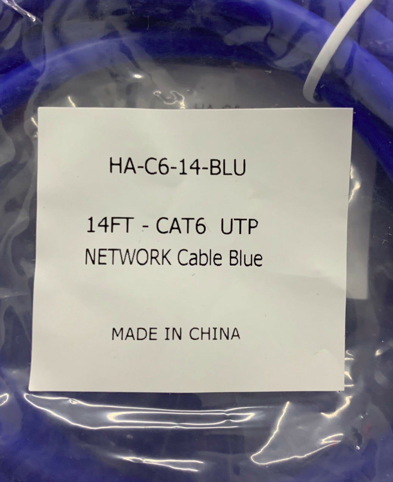 Lot de 20 câbles réseau bleus Cat52e/Cat6UTP - Voir l'annonce pour connaître les quantités et les modèles.