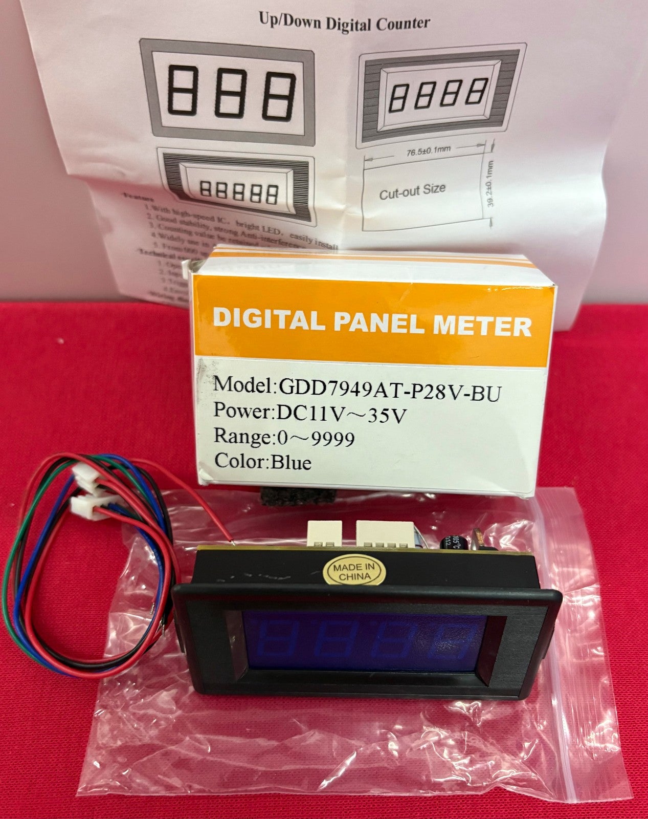 DIGITAL PANEL METER GDD7949AT-P28V-BU UP/DOWN COUNTER LCD BLUE 4 DIGIT W/ CABLE