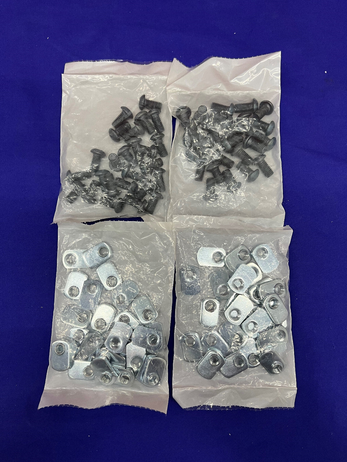 QTY 50 80/20 3838 Dado a T scorrevole e QTY 50 13-8316 M8-1,25x16 Tappo di supporto pulsante